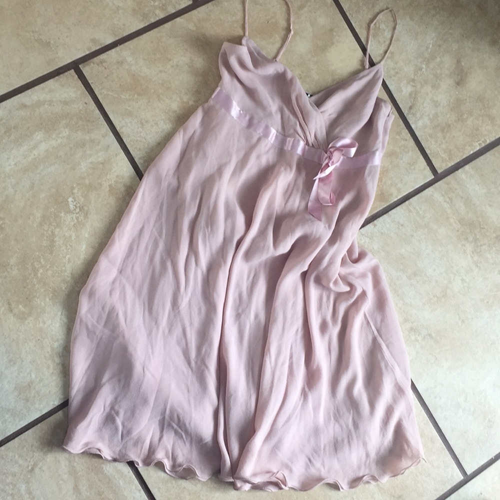 Silk pink dress 👗